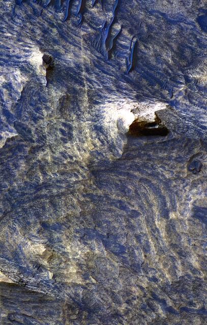 NASA image: Light-Toned Bedrock Along Cracks as Evidence of Fluid Alteration