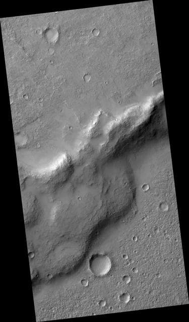 NASA image: Wrinkle Ridges in Solis Planum