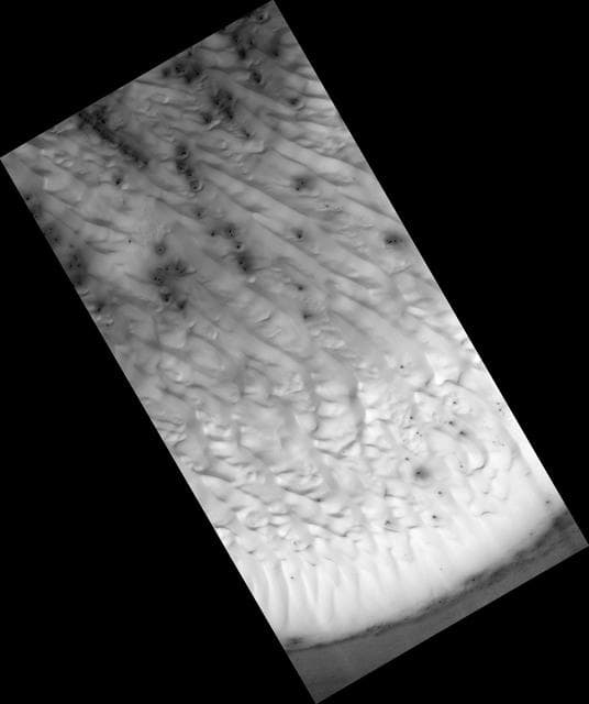 NASA image: Mound of South Polar Layered Deposits