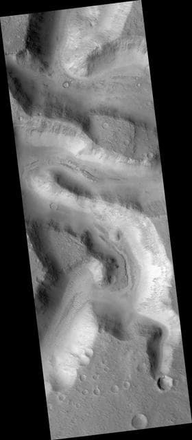 NASA image: Meanders in Nanedi Valles