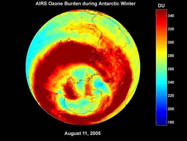 NASA image: AIRS Ozone Burden During Antarctic Winter: Time Series from 8/1/2005 to   9/30/2005