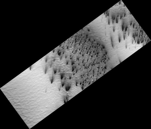 NASA image: Color Reveals Translucent Seasonal Ice