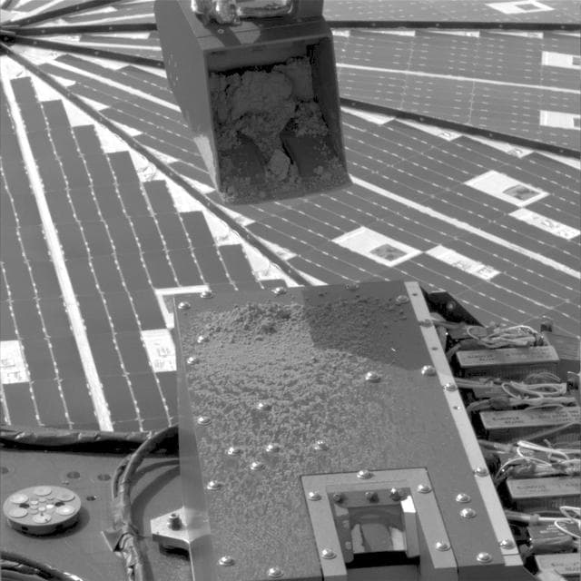 NASA image: Sprinkle Test by Phoenix Robotic Arm Movie