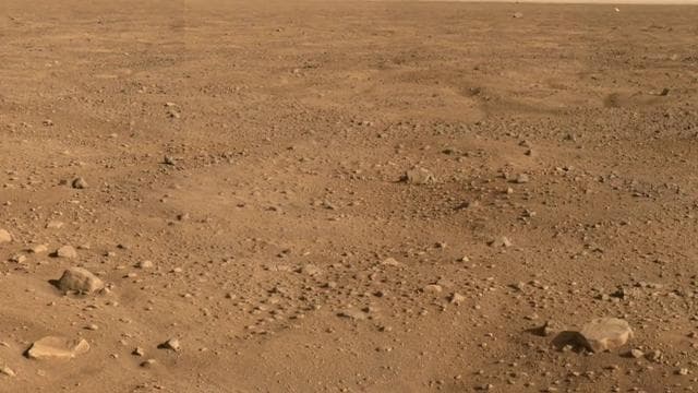 NASA image: Animation of Panorama of Phoenix Landing Area Looking Southeast