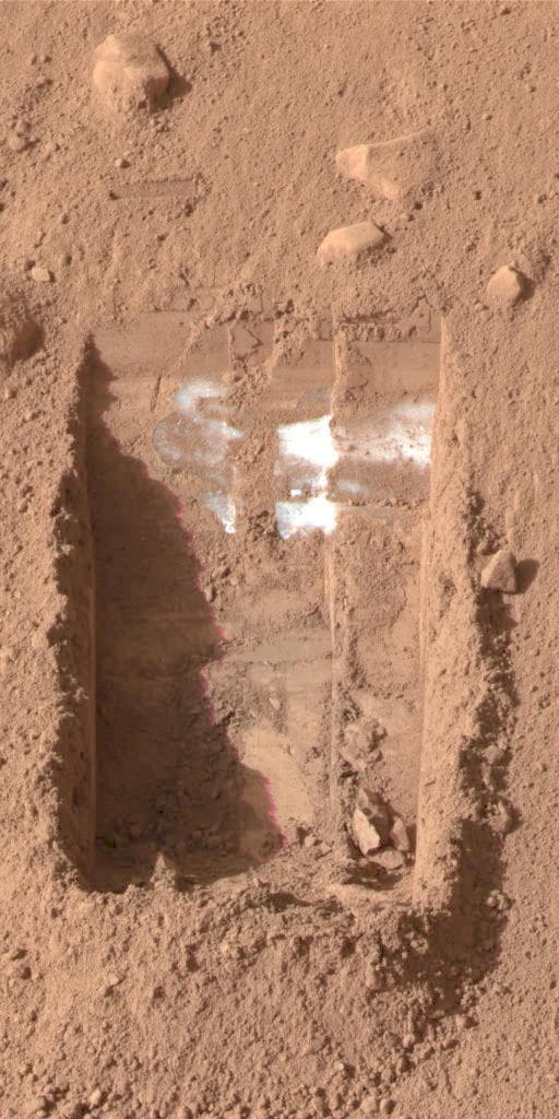 NASA image: Ice on Mars -- Now it Gone