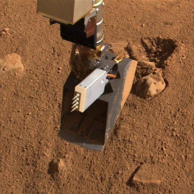 NASA image: Phoenix Conductivity Probe