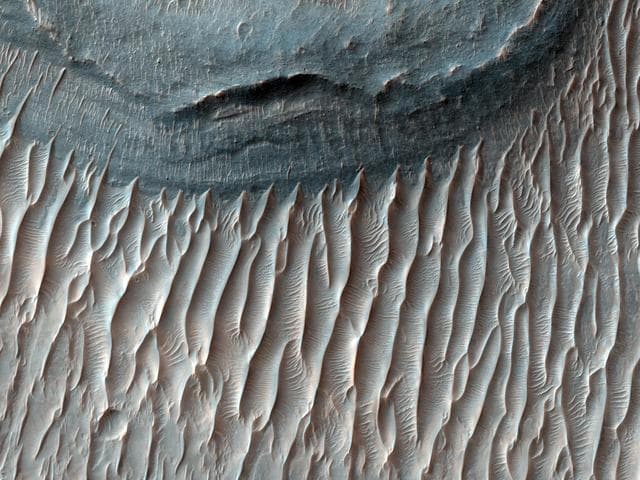 NASA image: Ius Chasma Floor