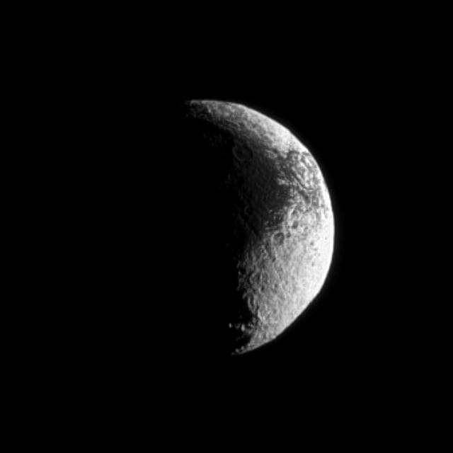 NASA image: Iapetus Terrain