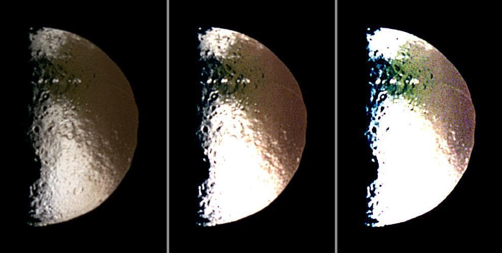 NASA image: Color Dichotomy on Iapetus