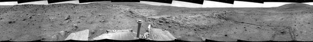 NASA image: Spirit Near Stapledon on Sol 1802