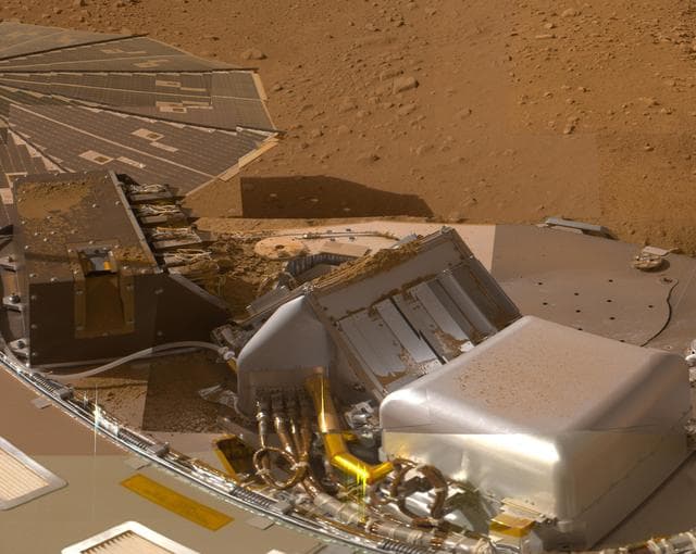 NASA image: Phoenix Deck after Sample Deliveries