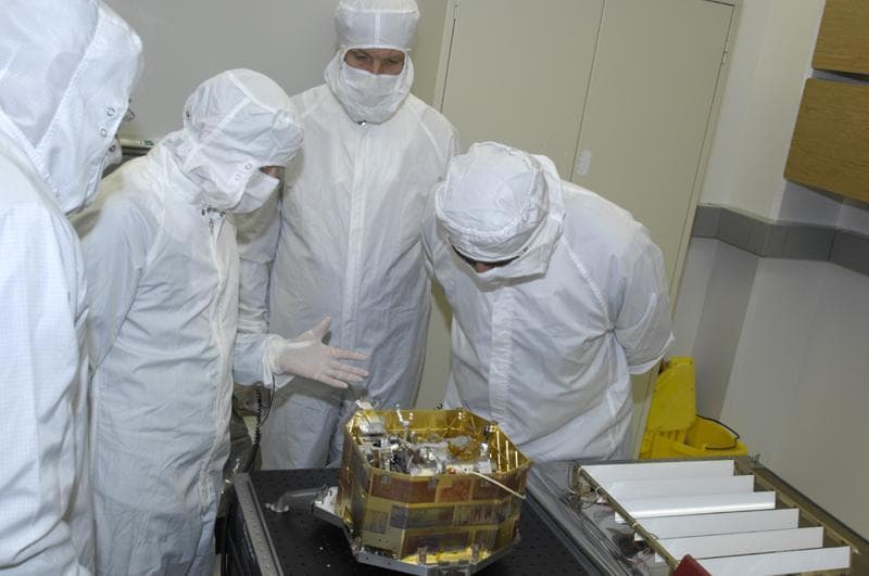 NASA image: Building the Moon Mineralogy Mapper