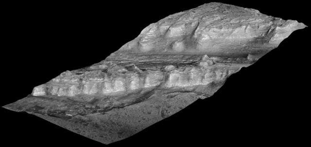 NASA image: Perspective View of Layered Mound in Gale Crater, Mars