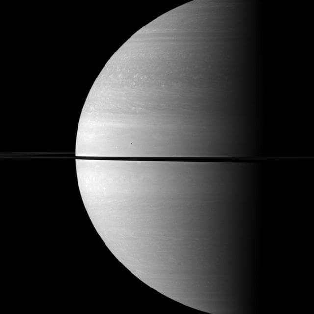NASA image: Vast Saturn
