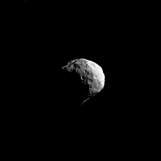 Flying by Epimetheus   