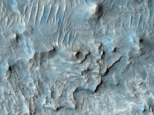 NASA image: Floor of Ius Chasma