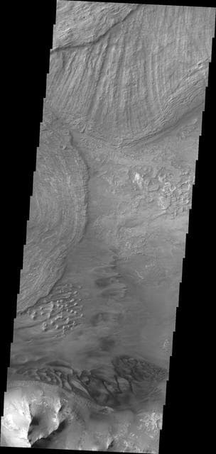 NASA image: Ius Chasma