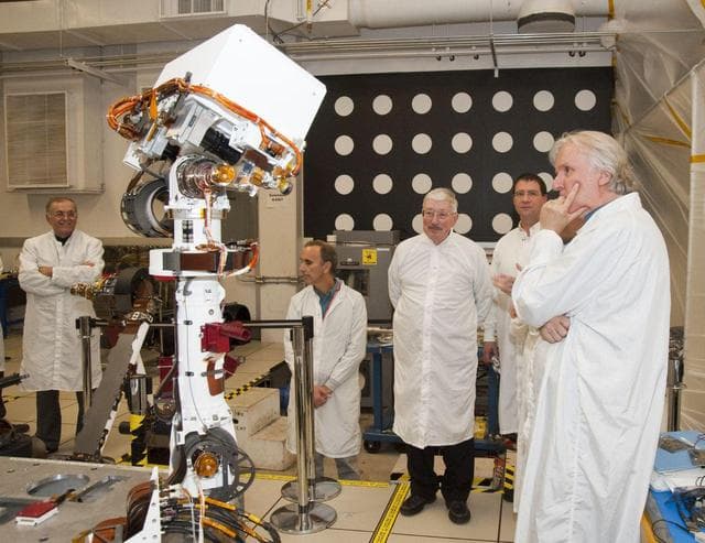 NASA image: Moviemaker with Mars Rover Stunt Double