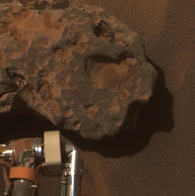 NASA image: Opportunity Close-up of a Meteorite: Oile&aacute;n Ruaidh True Color