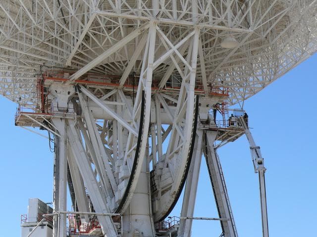 NASA image: Replacing the Elevation Bearings