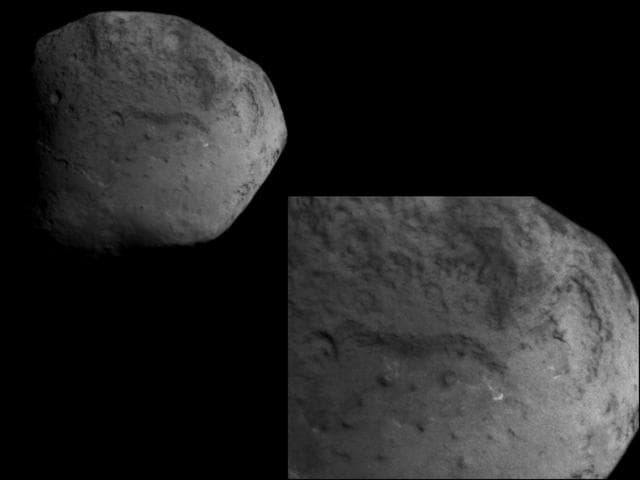 NASA image: New Territory on Tempel 1