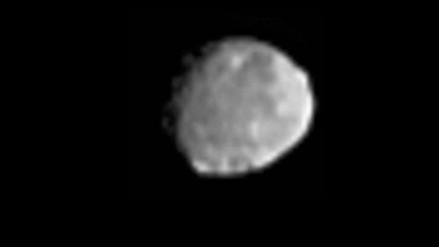 NASA image: Dawn Approach to Vesta