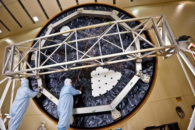NASA image: Preparing Mars Science Laboratory Heat Shield