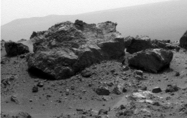 NASA image: Ridout Rock on Rim of Odyssey Crater
