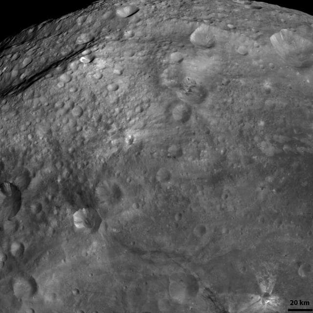 NASA image: A Dark Band on Vesta