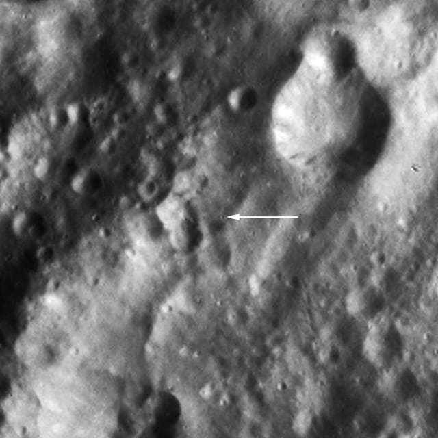 NASA image: Claudia: A Tiny Crater Chosen to Define Vesta Prime Meridian