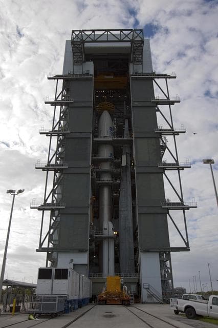 NASA image: Mars Science Laboratory Atop Its Atlas V
