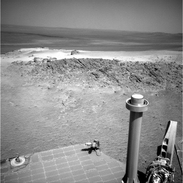 NASA image: Approaching Greeley Haven on Endeavour Rim