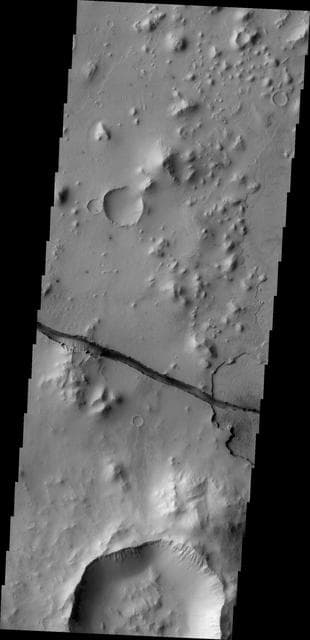 NASA image: Cerberus Fossae Fracture