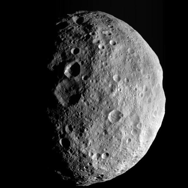 NASA image: A Last Look Back at Vesta