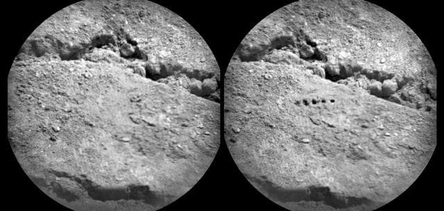 NASA image: Marks of Laser Exam on Martian Soil