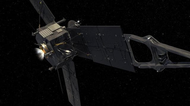 NASA image: Juno Fires its Main Engine