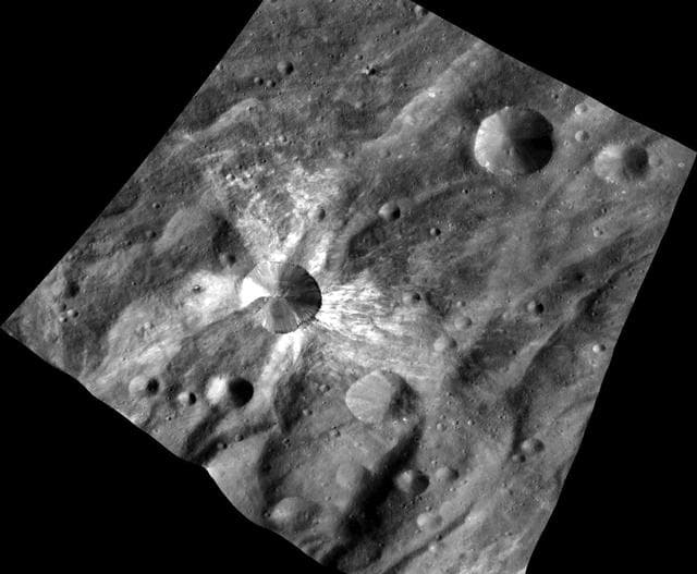 NASA image: Fresh and Bright Canuleia