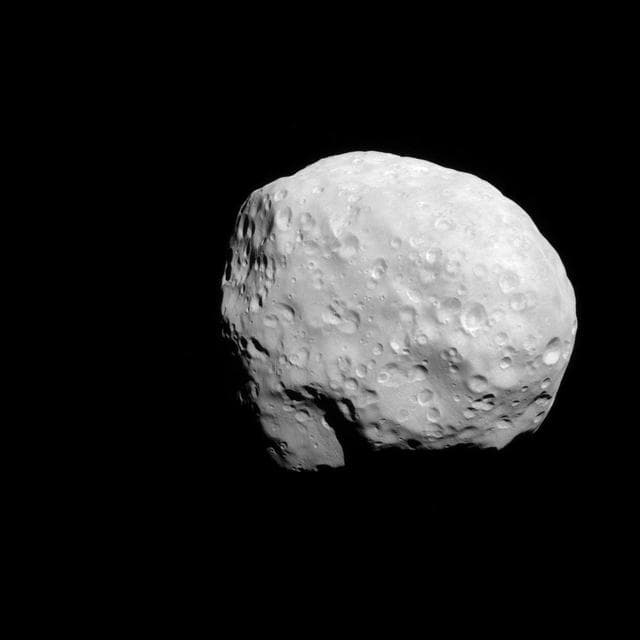 NASA image: Examining Epimetheus