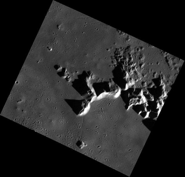 NASA image: It Not Mt. Fuji ...