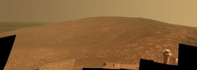 NASA image: Murray Ridge on Rim of Endeavour Crater on Mars