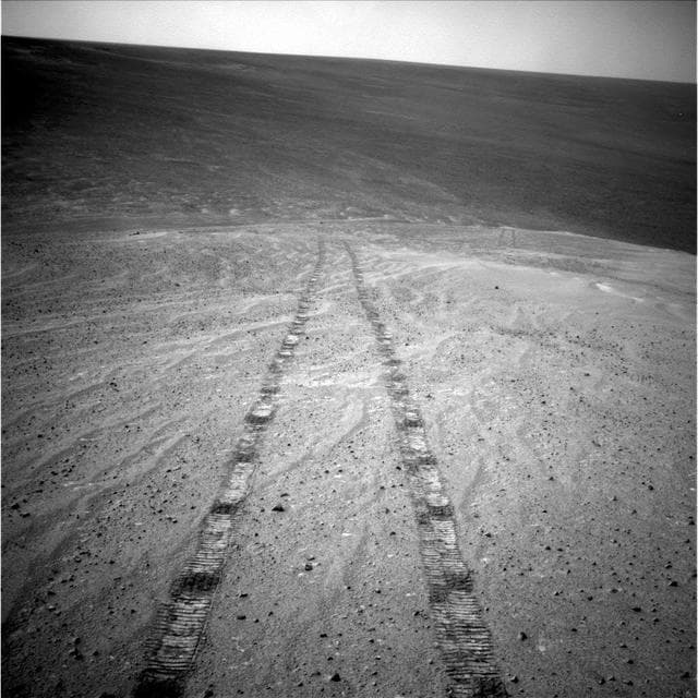 NASA image: Tracks of a Climb on Opportunity Sol 3485