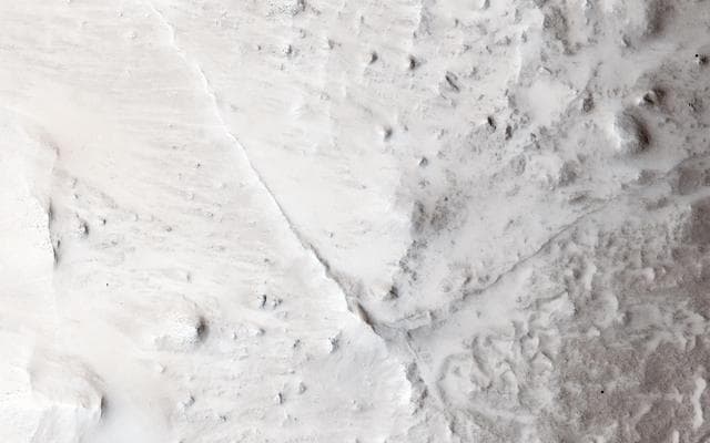 NASA image: Linear Ridges