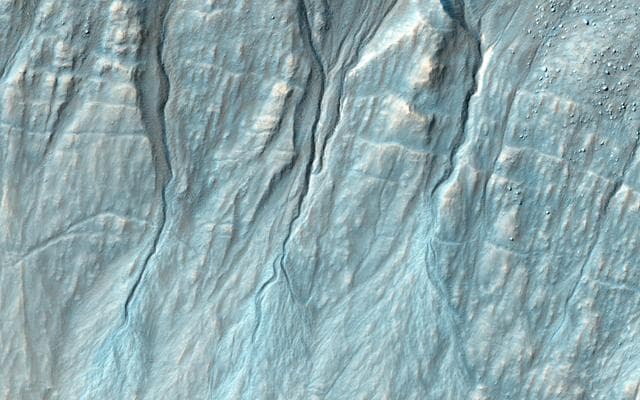 NASA image: A New Gully Channel in Terra Sirenum
