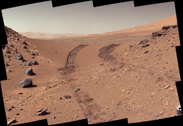 NASA image: Curiosity Color View of Martian Dune After Crossing It