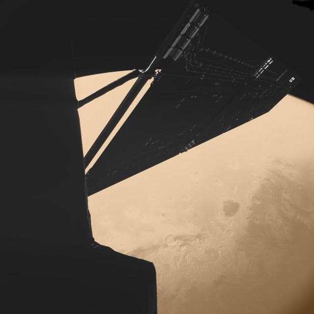 NASA image: Stunning Image of Rosetta above Mars taken by the Philae Lander Camera