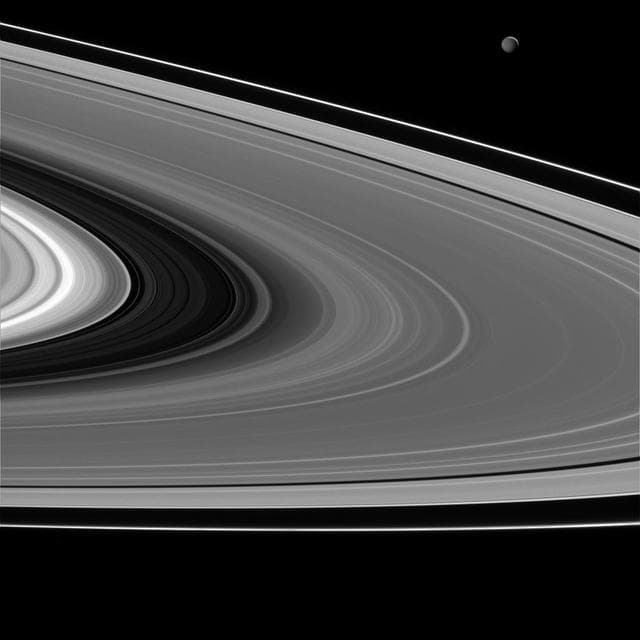 Mimas by Saturnshine