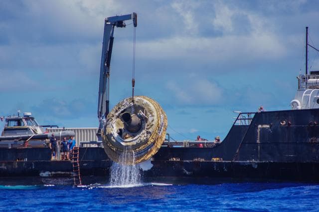 NASA image: Test Vehicle Gets a Lift