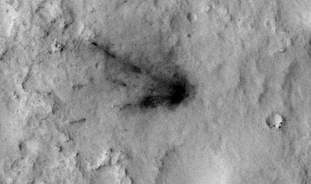 NASA image: Changes in Scars From 2012 Mars Landing