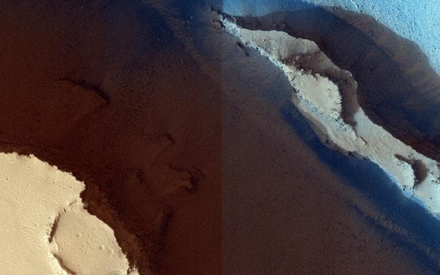 NASA image: Cerberus Fossae: In the Relay Zone