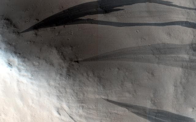 NASA image: Slope Streaks on a Dusty Planet